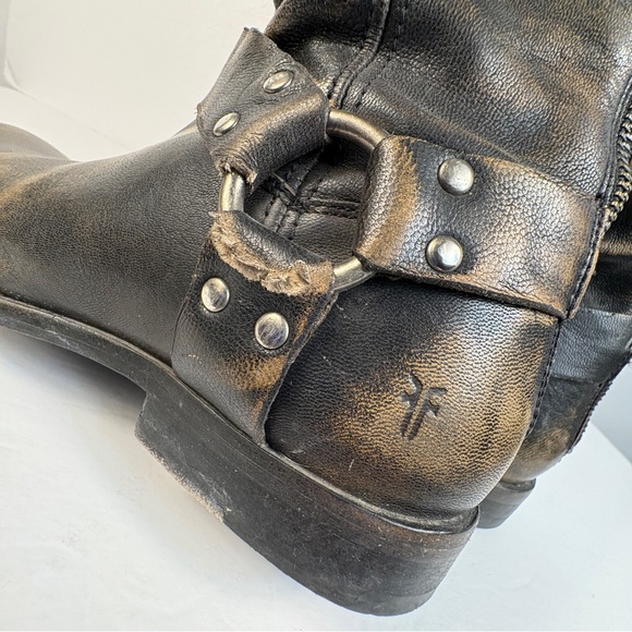 ❤️ Frye Phillip Harness Boots Black Distressed Leather Moto Biker 8 *Flaw - Picture 6 of 9